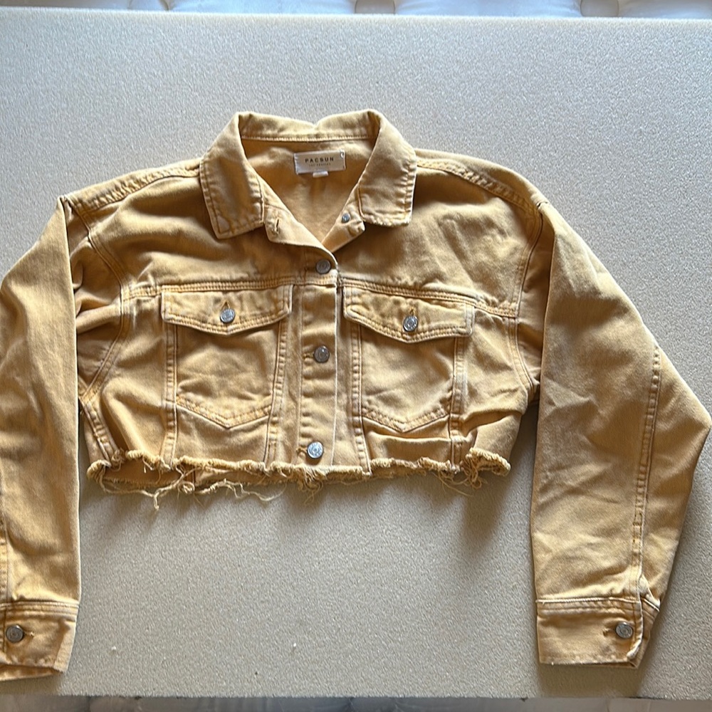 Pacsun Yellow Frayed Hem Cropped Denim Jacket (Small)